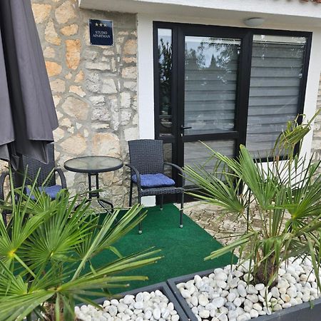 Villa Dts3 Kaštel Rum bild