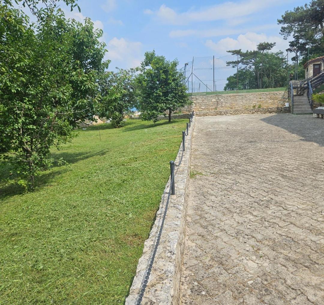 Villa Dts3 Kaštel Rum bild